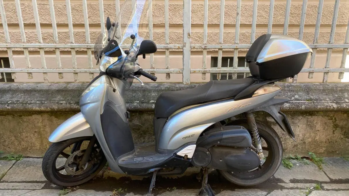 Honda SH 300 i (2006 - 10)  (5)