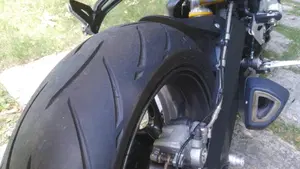 Triumph Street Triple 765 RS (2023 - 26)  (4)