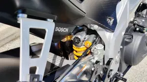Aprilia RSV4 1100 Factory (2019 - 20)  (3)