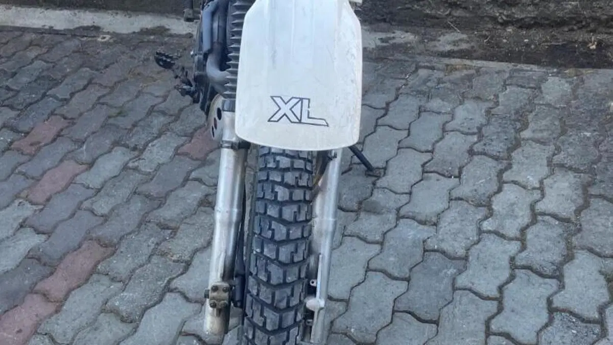 Honda XL 600 R (1983 - 86)  (2)
