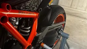 KTM 1290 Super Duke R (2022 - 23)  (5)