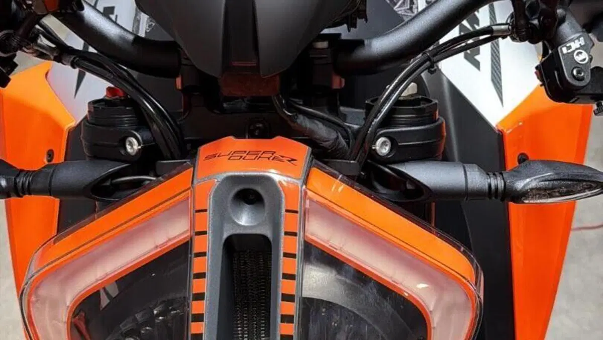 KTM 1290 Super Duke R (2022 - 23)  (15)