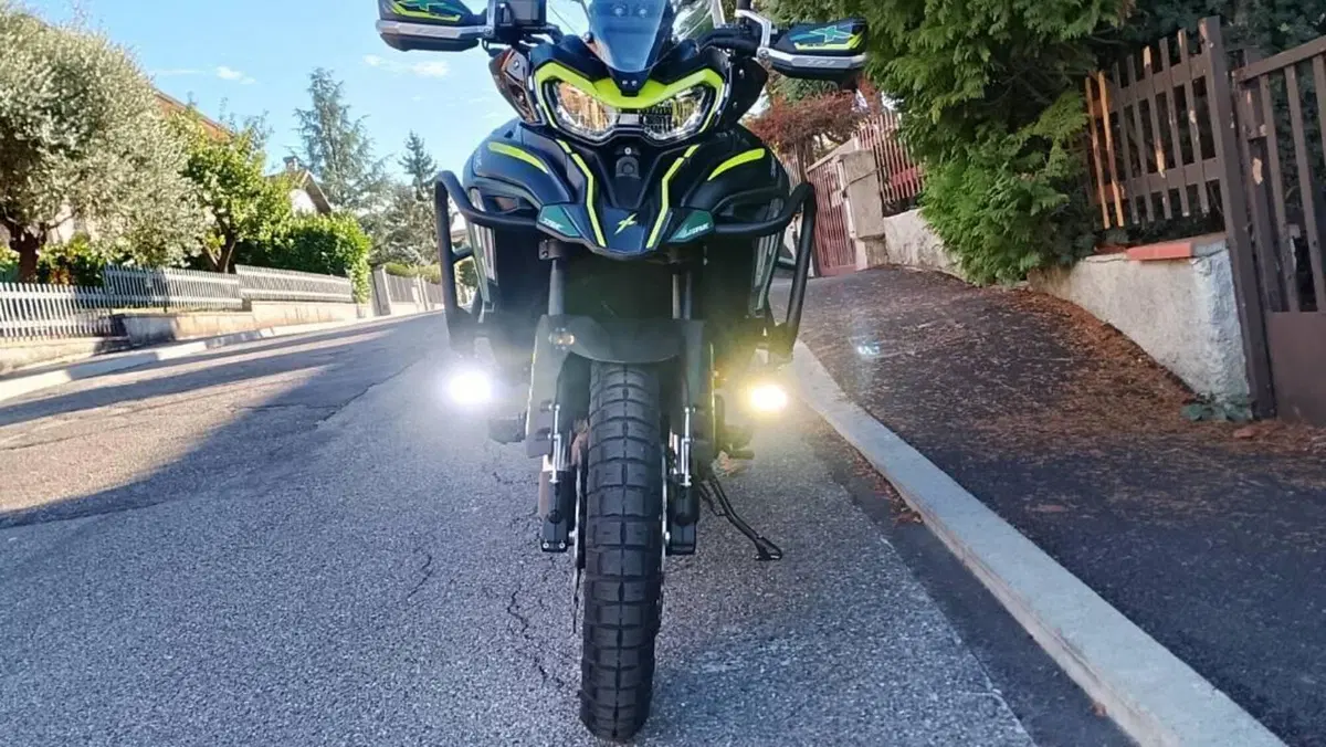 Benelli TRK 702X (2023 - 25)  (2)