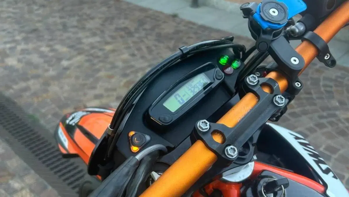 KTM 690 SMC R (2019 - 20)  (11)