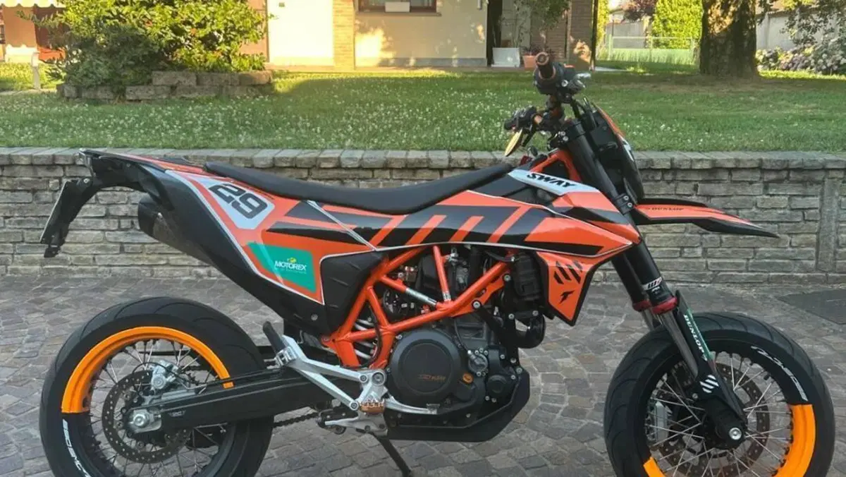 KTM 690 SMC R (2019 - 20)  (6)