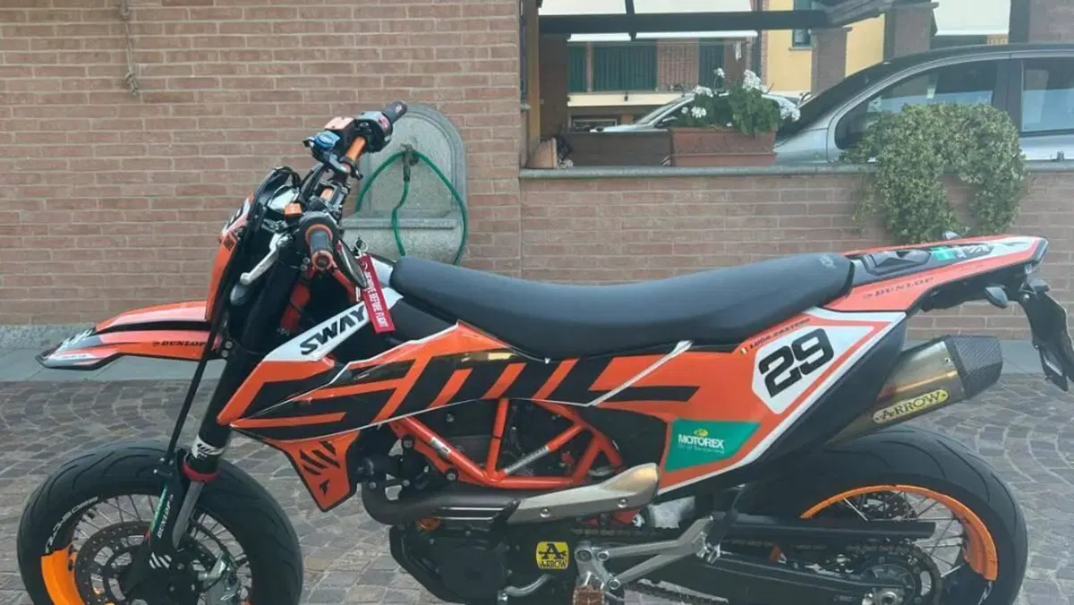KTM 690 SMC R (2019 - 20)  (2)