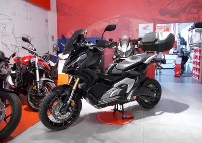 Honda X-ADV 750 DCT Adventure (2021 - 24) - Annuncio 10065337