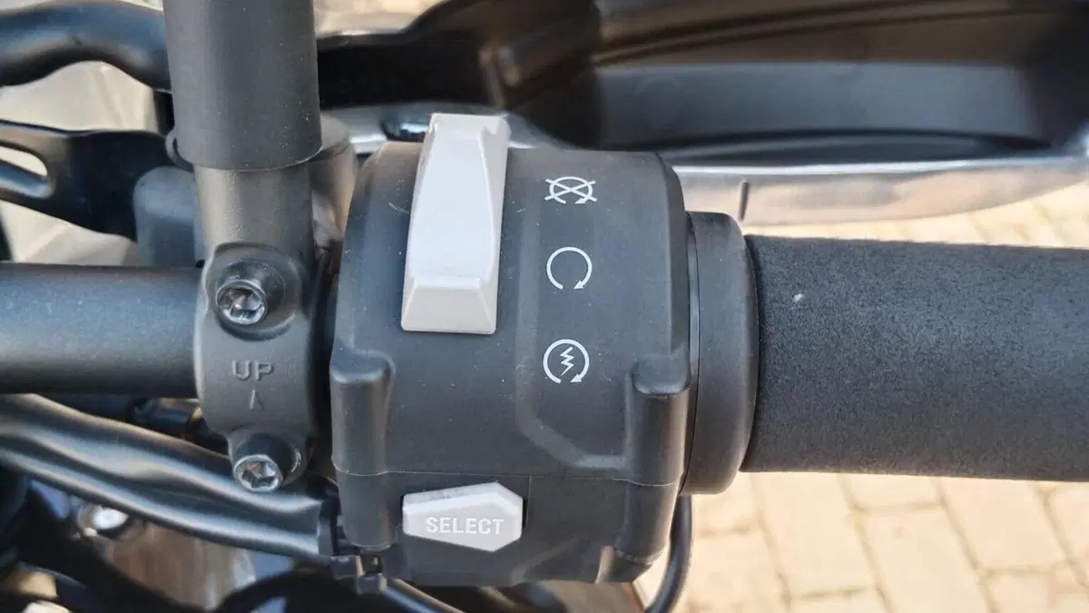 Kawasaki Versys 1000 SE Grand Tourer (2022 - 24)  (6)