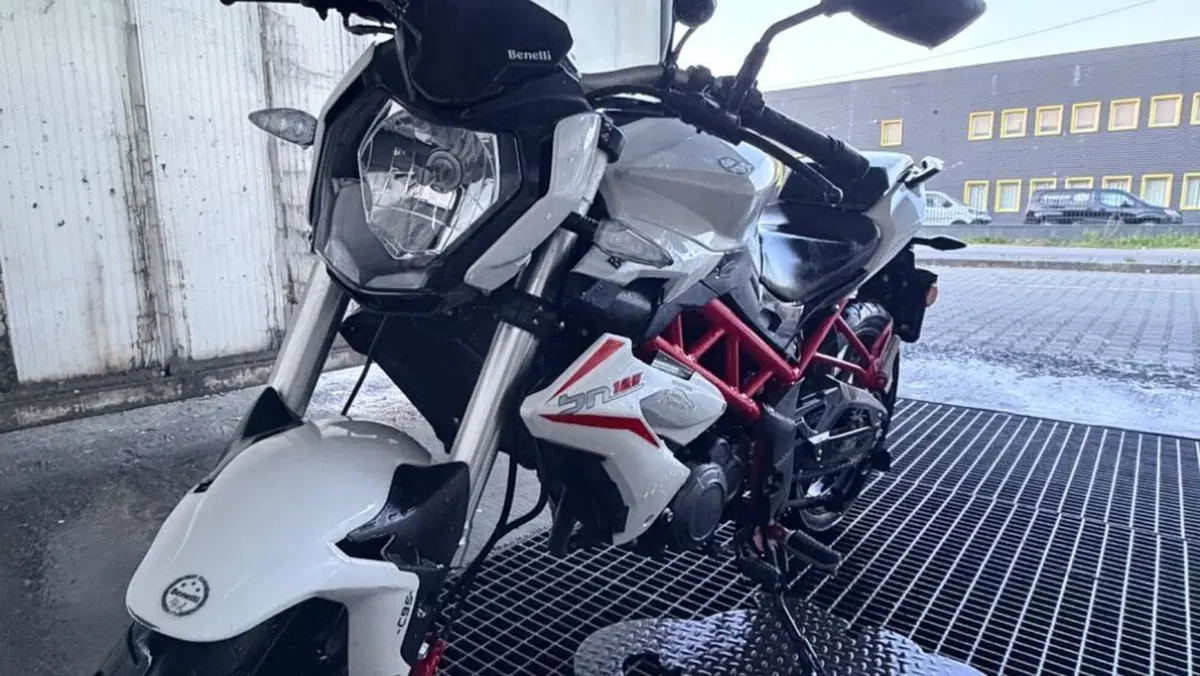 Benelli BN 125 (2018 - 20)  (4)