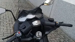 Kymco AK 550 ETS (2021 - 26)  (10)