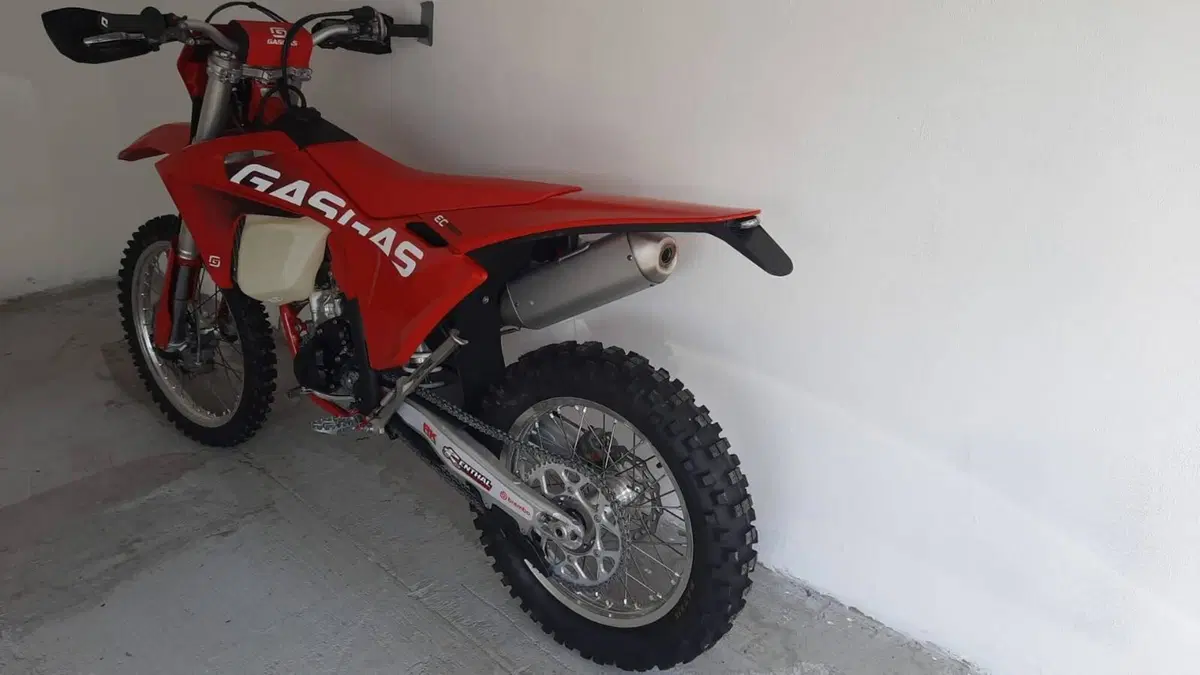 GASGAS EC 250 F (2024)  (3)