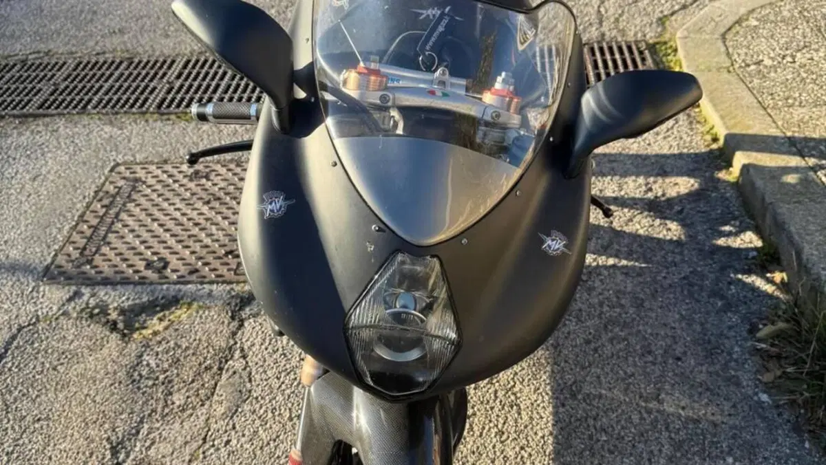 MV Agusta F4 750 S (2003 - 06)  (2)