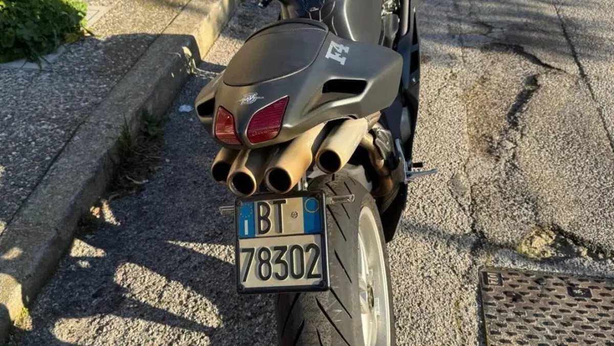 MV Agusta F4 750 S (2003 - 06)  (5)