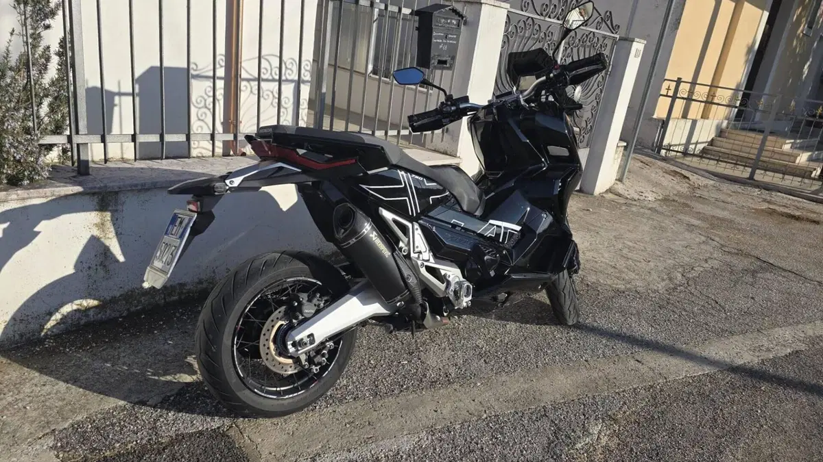 Honda X-ADV 750 (2018 - 20)  (2)