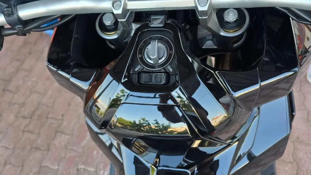 Honda X-ADV 750 (2018 - 20)  (17)