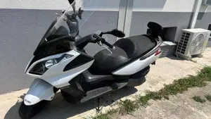 Kymco Downtown 300i (2009 - 17)  (4)