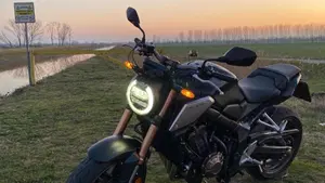 Honda CB 650 R (2021 - 23)  (10)