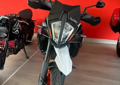 KTM 890 SMT (2023 - 25) - Annuncio 10066333