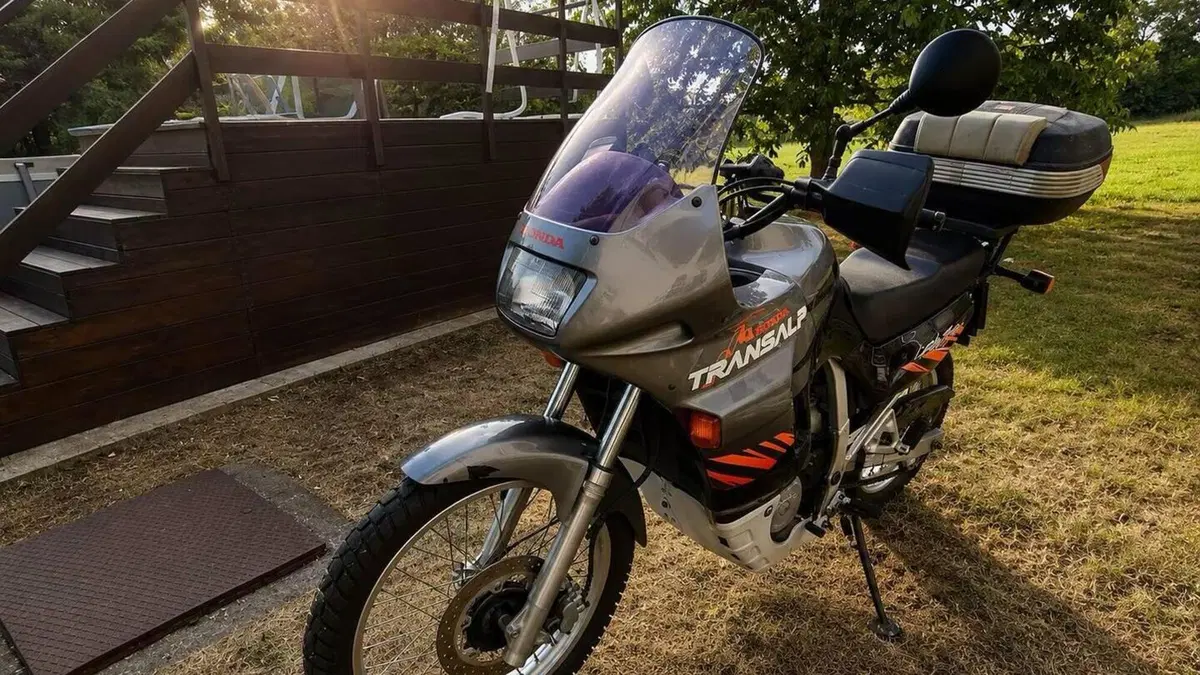 Honda Transalp XL 600V (1994 - 96)  (2)