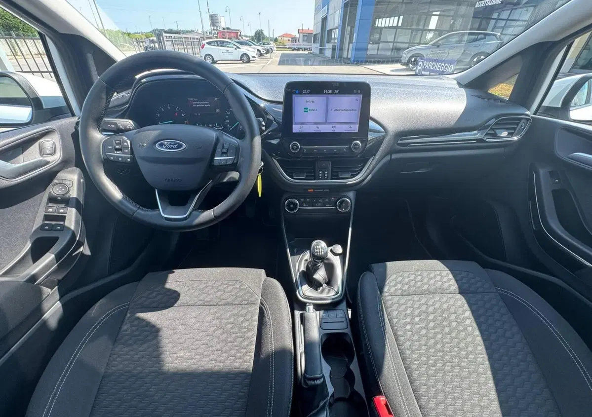 Ford Fiesta 1.0 Ecoboost Hybrid 125 CV 5 porte Titanium (12)