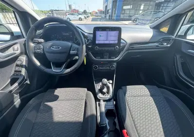 Ford Fiesta 1.0 Ecoboost Hybrid 125 CV 5 porte Titanium (12)