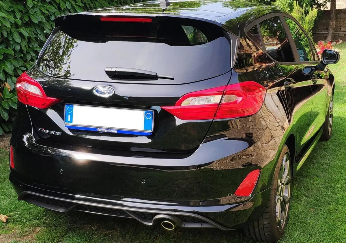 Ford Fiesta 1.5 EcoBlue 3 porte ST-Line (2)