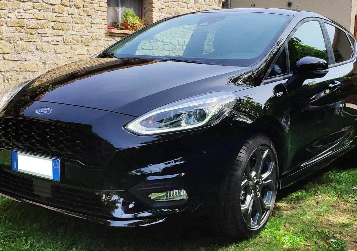 Ford Fiesta 1.5 EcoBlue 3 porte ST-Line (4)