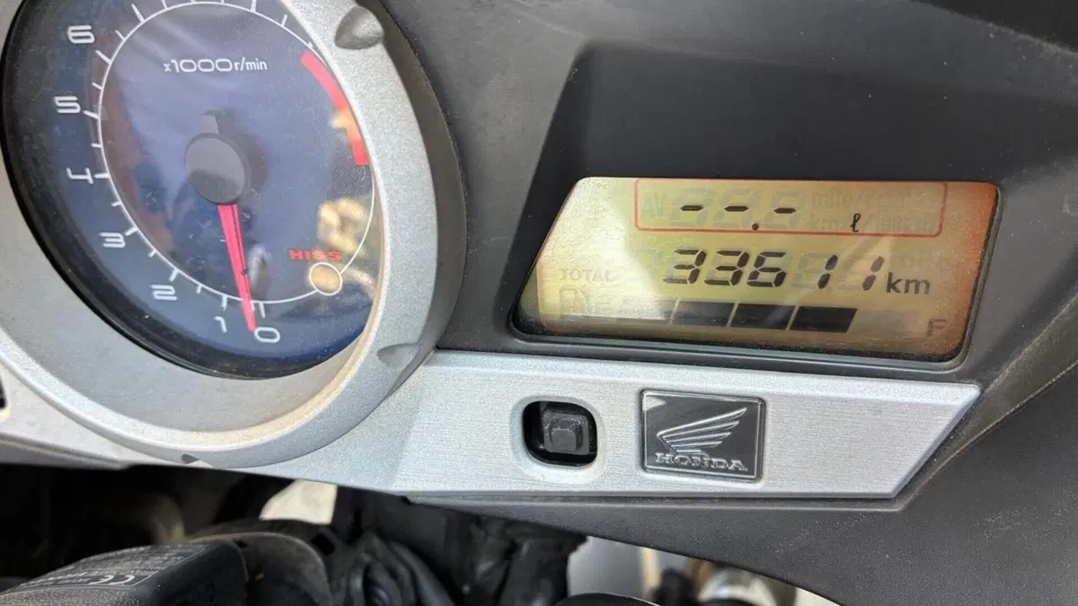 Honda CBF 1000 ST  (16)