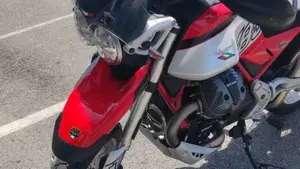 Moto Guzzi V85 TT (2024 - 26)  (5)