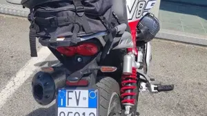 Moto Guzzi V85 TT (2024 - 26)  (8)
