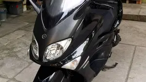 Yamaha T-Max 500 Black Max (2006 - 07)  (2)