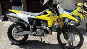 Suzuki DR-Z4S (2025 - 26)  (3)