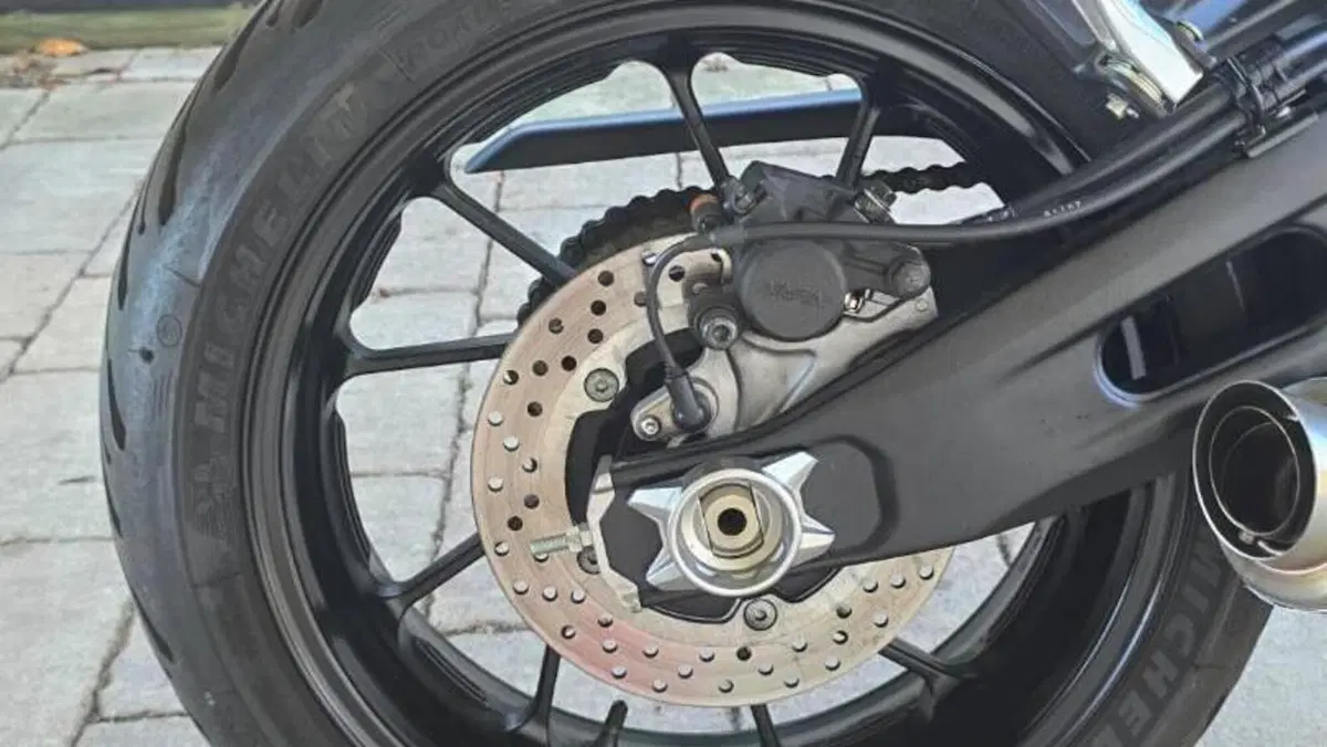 Yamaha MT-07 Pure (2023 - 25)  (8)