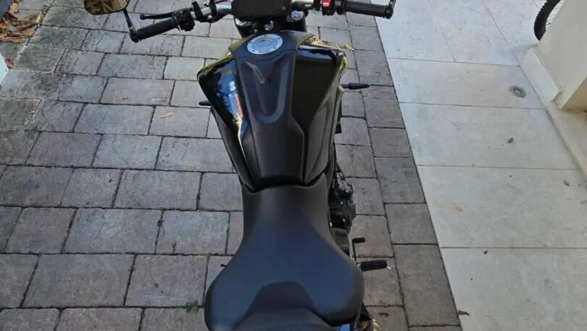 Yamaha MT-07 Pure (2023 - 25)  (2)