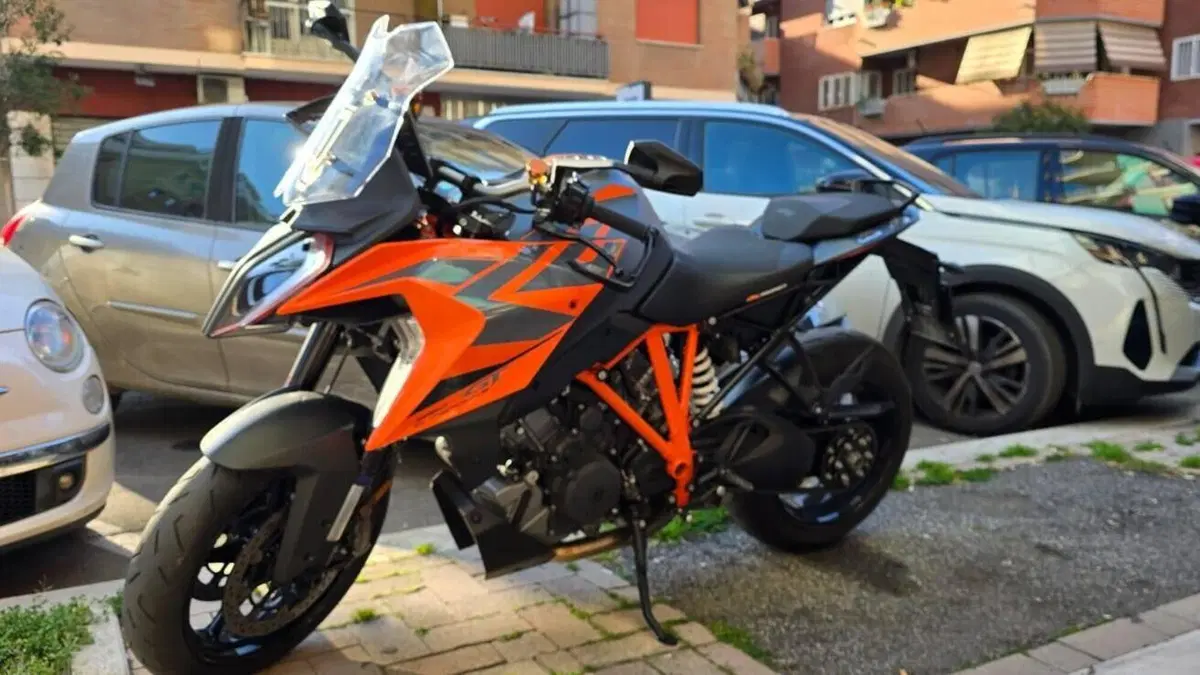 KTM 1290 Super Duke GT (2022 - 25)  (3)