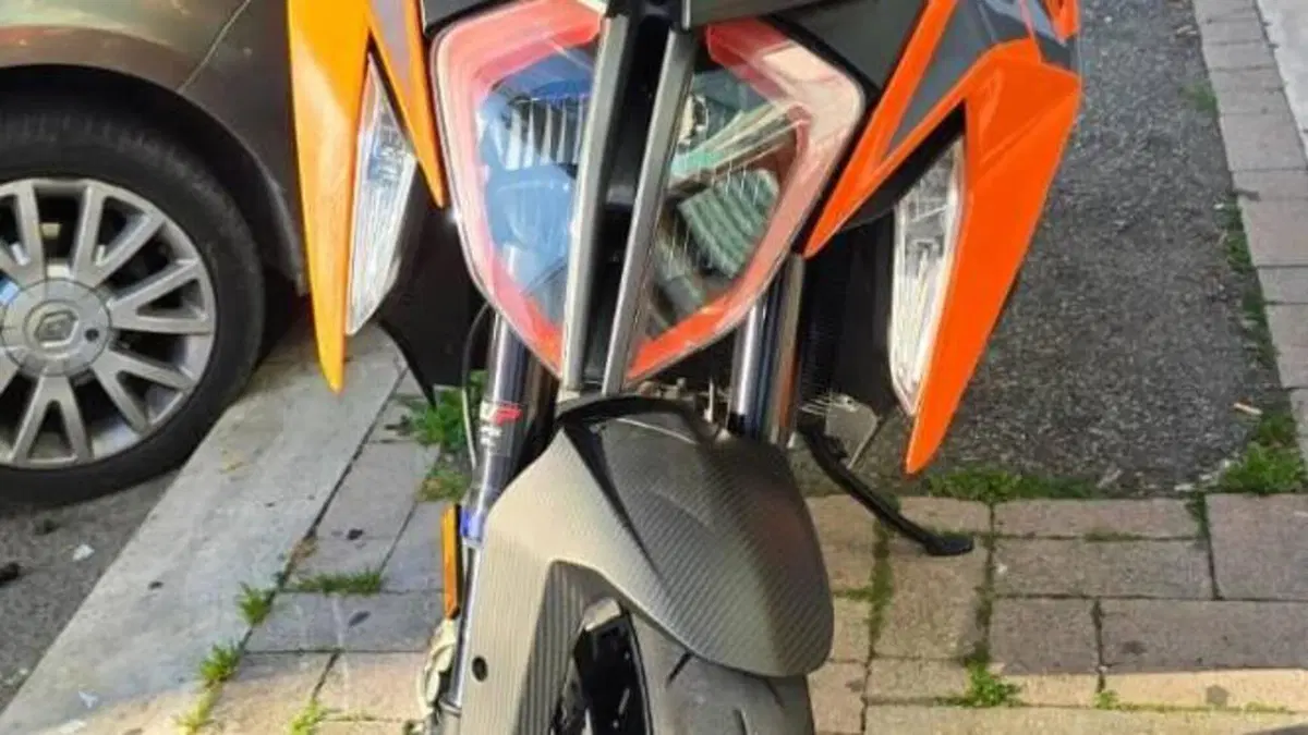 KTM 1290 Super Duke GT (2022 - 25)  (5)