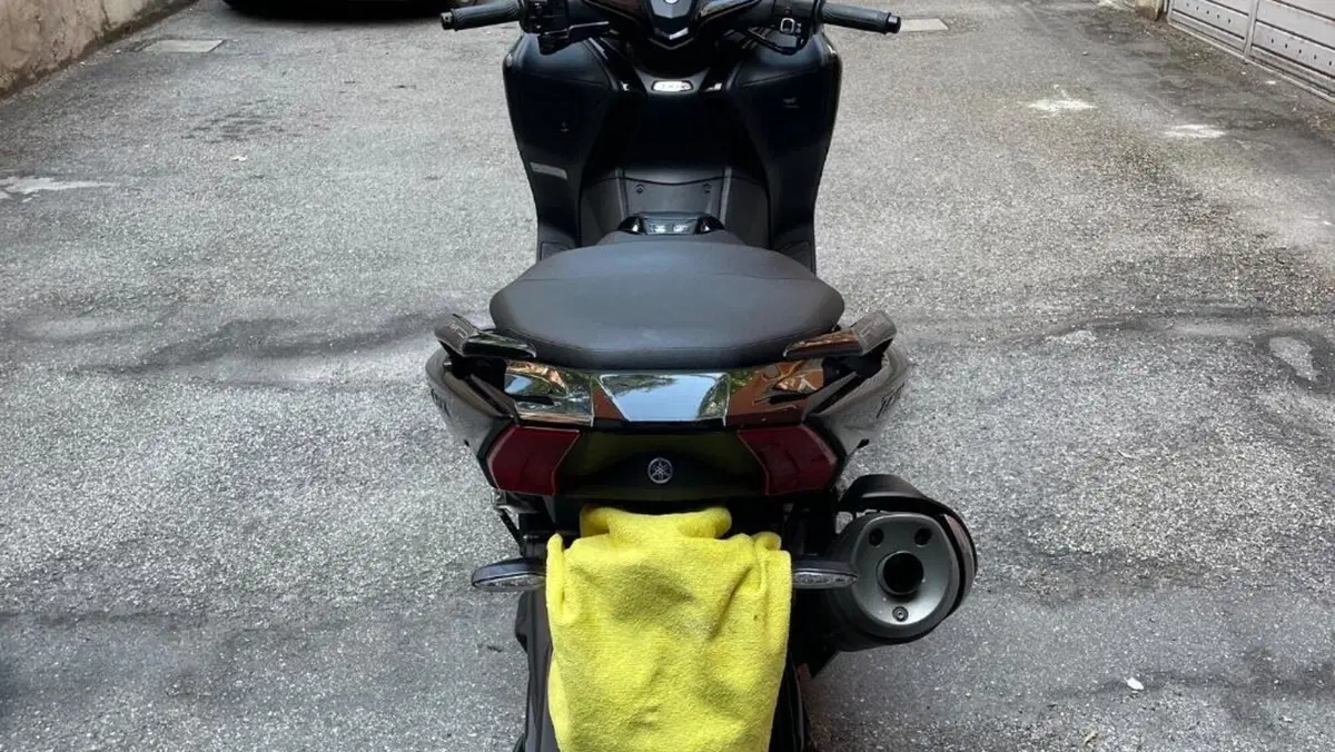 Yamaha T-Max 530 (2017 - 19)  (4)