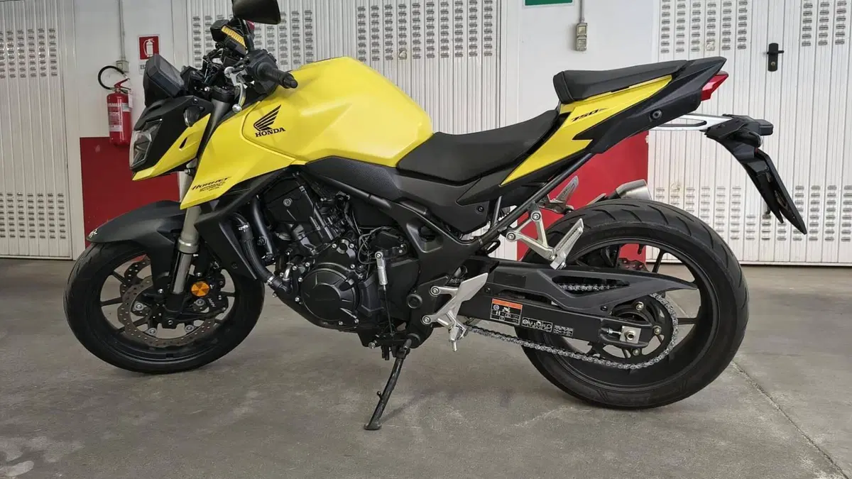 Honda CB 750 Hornet (2023 - 24)  (2)