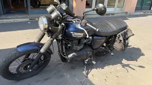 Triumph Scrambler (2006 - 17)  (3)