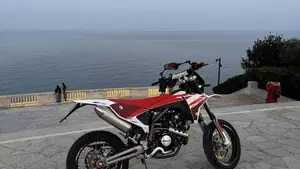 Fantic Motor XMF 125 Motard Performance 4T (2023 - 24)  (2)