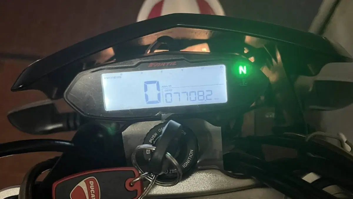 Fantic Motor XMF 125 Motard Performance 4T (2023 - 24)  (7)