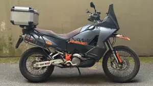 KTM 990 Adventure (2006 - 08)  (2)