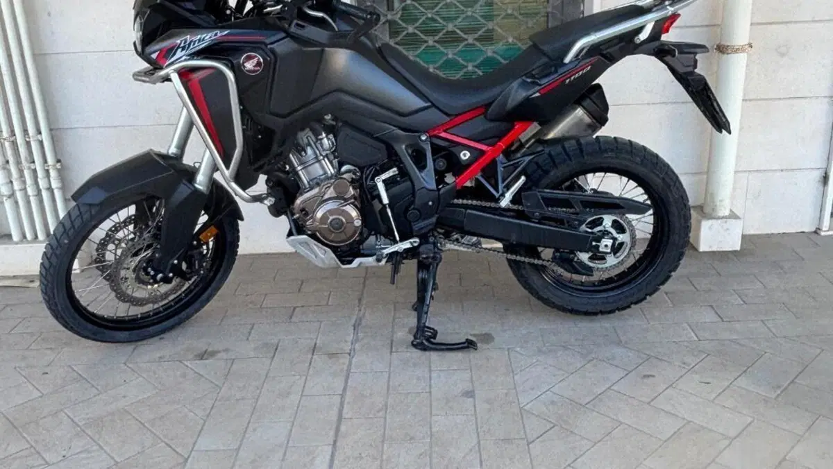 Honda Africa Twin CRF 1100L (2020 - 21)  (2)
