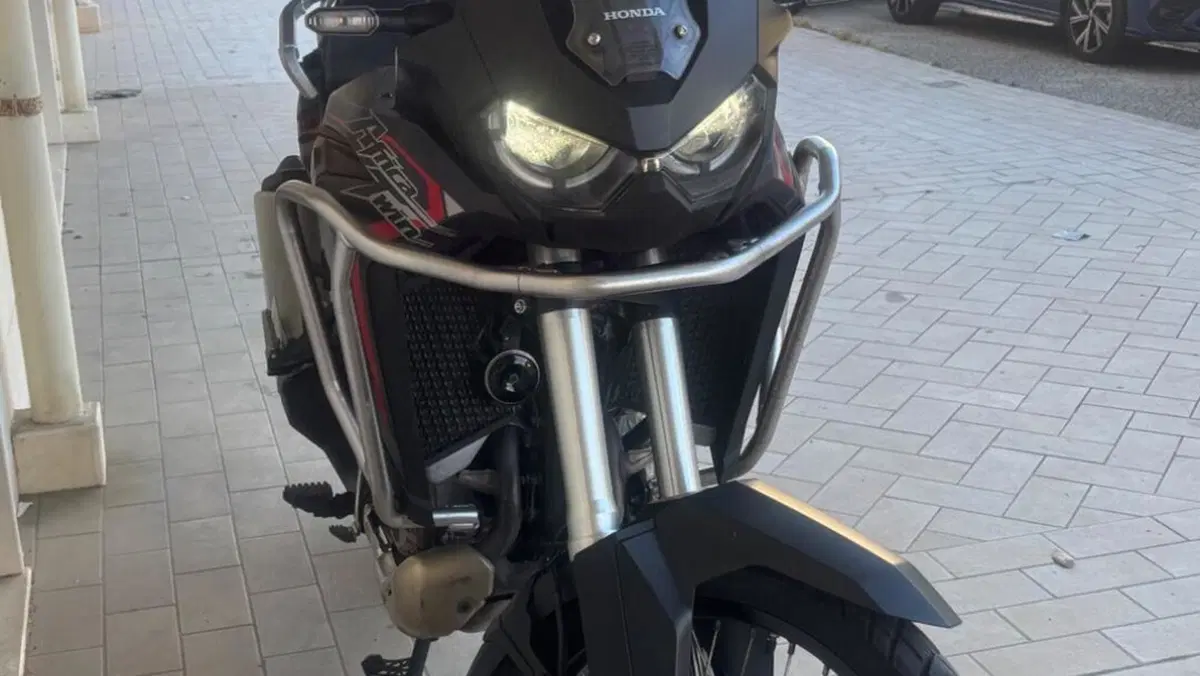 Honda Africa Twin CRF 1100L (2020 - 21)  (3)