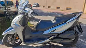 Kymco Agility 300i R16 ABS (2020)  (2)
