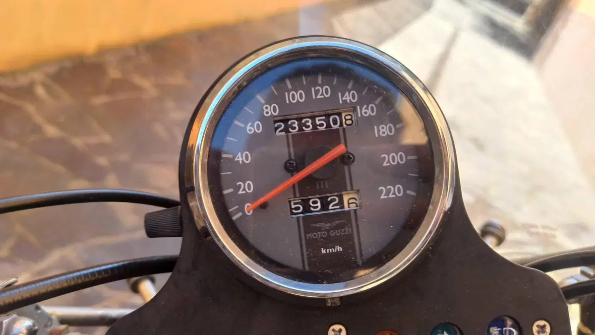 Moto Guzzi California Stone (2001 - 06)  (2)
