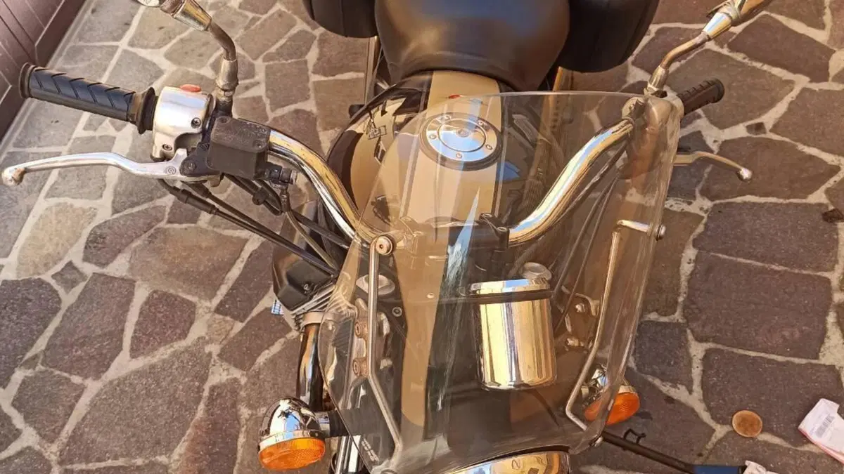 Moto Guzzi California Stone (2001 - 06)  (16)