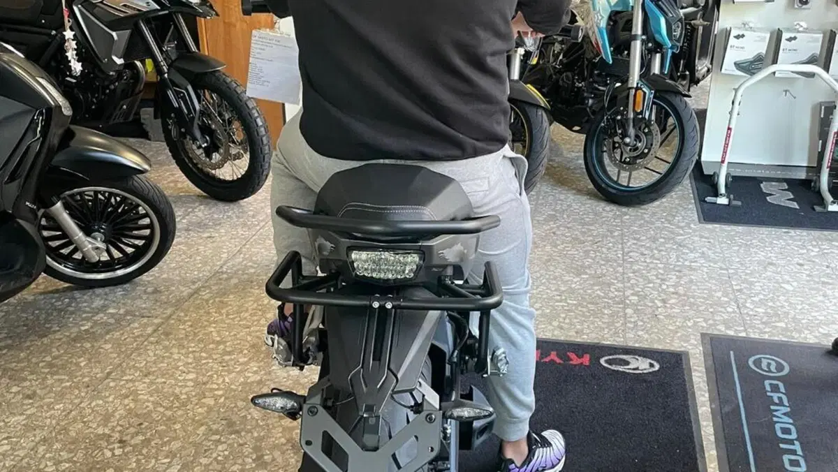 CFMOTO 700MT (2024 - 26)  (4)