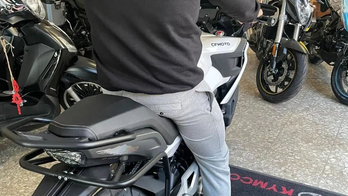 CFMOTO 700MT (2024 - 26)  (5)