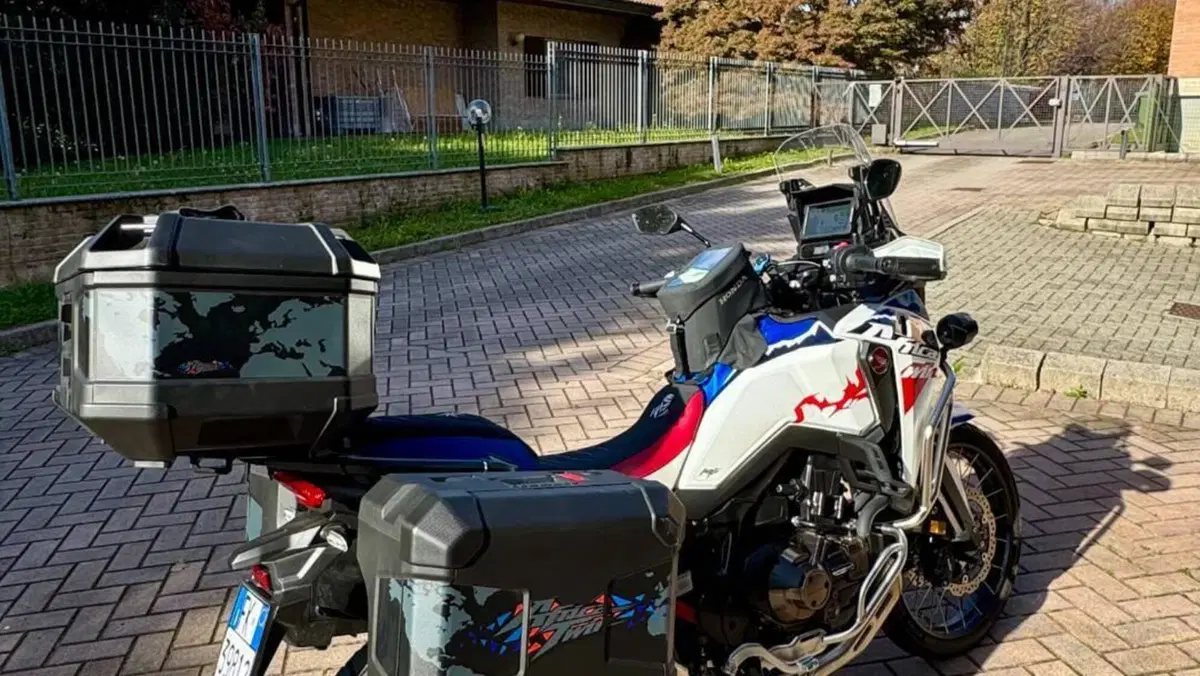 Honda Africa Twin CRF 1100L ES DCT (2024 - 26)  (6)